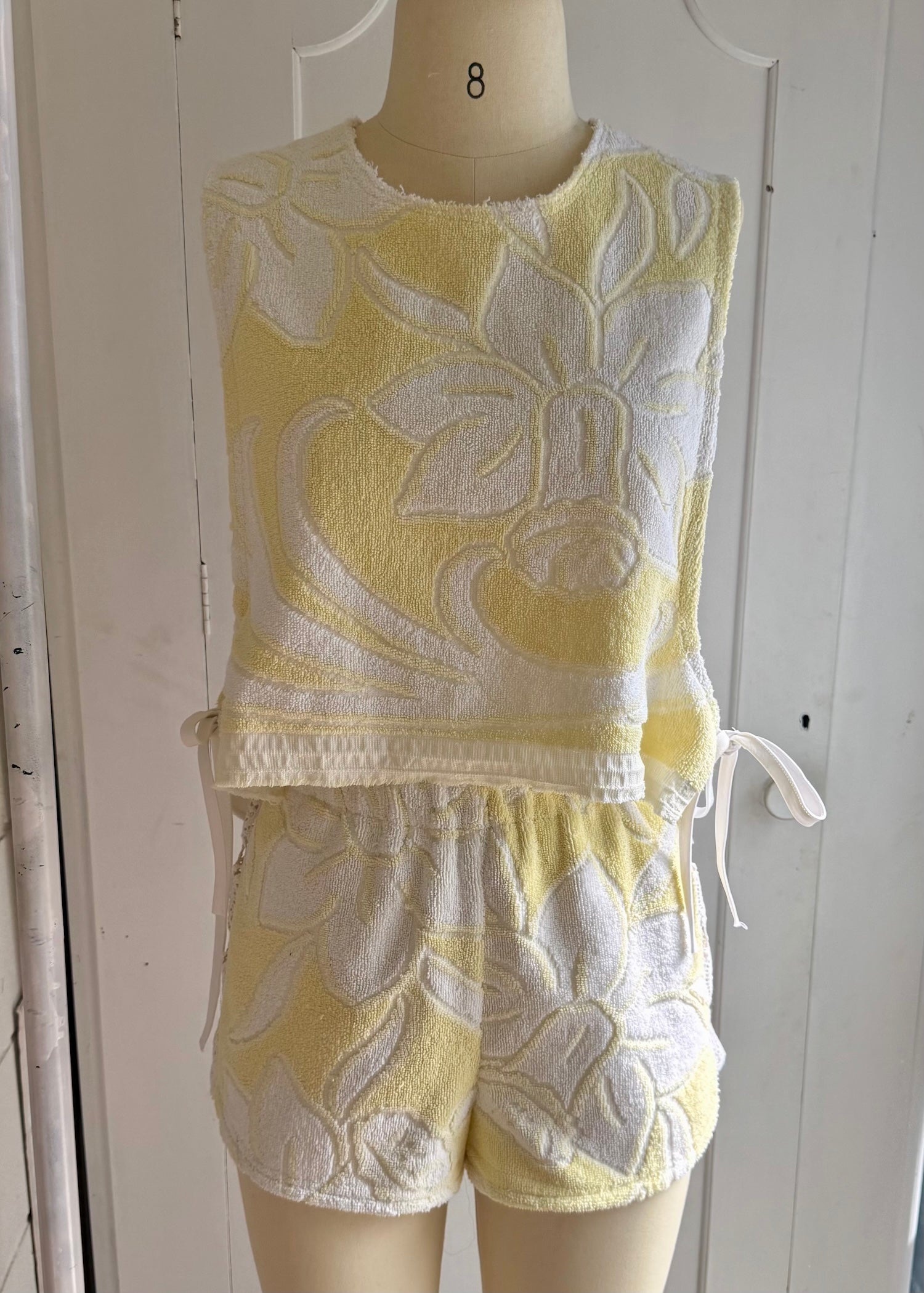 Side-Tie top