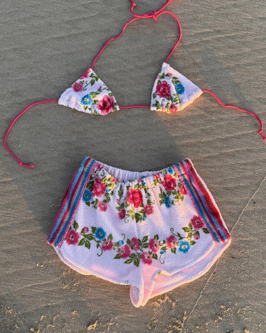 Vntg Reworked shorts- vntage rose